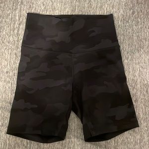 Black camo lululemon winder train biker shorts 6”